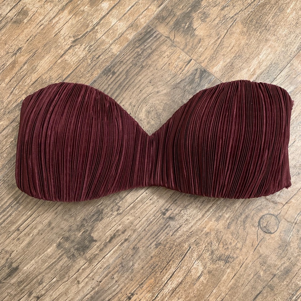 H&M bikini maroon top